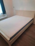 bed met nieuwe matras, 90 cm, Eenpersoons, Ophalen of Verzenden, Zo goed als nieuw