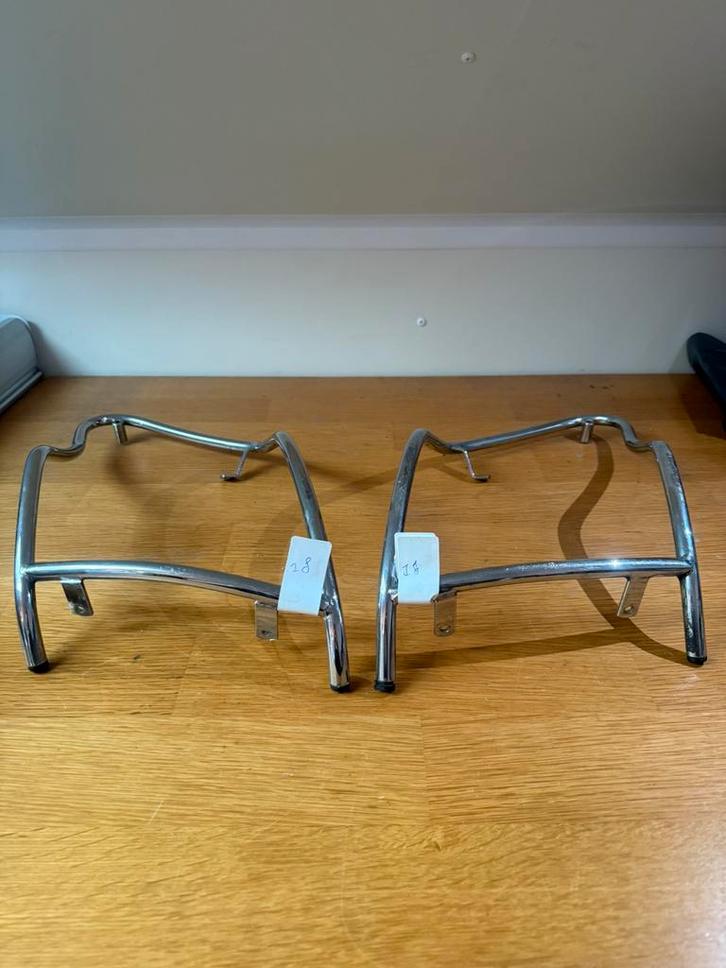 Gilera Runner radiateurkap beugel, Motoren, Tuning en Styling, Ophalen