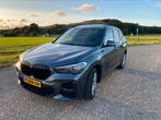 BMW X1  M sport uitvoering Automaat Pano lage km, Auto's, Te koop, Zilver of Grijs, Geïmporteerd, 5 stoelen