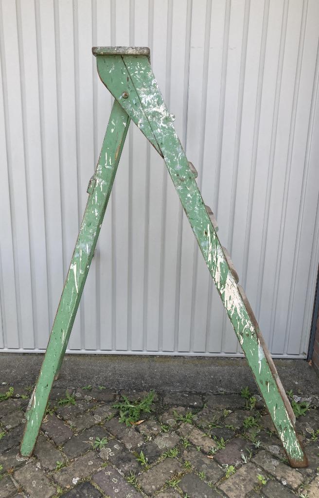 Brocante oude houten trap - schilderstrap, Antiek en Kunst, Curiosa en Brocante, Ophalen