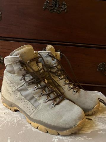 Paar Meindl bergschoenen / wandelschoenen mt 45 beschikbaar voor biedingen
