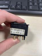 Mercedes Benz W123 schakelaar voor de verwarmde achterruit, Auto-onderdelen, Dashboard en Schakelaars, Ophalen of Verzenden, Gebruikt