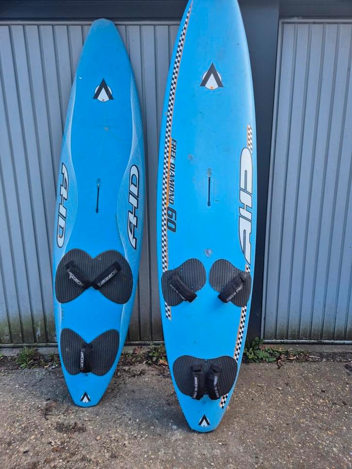 2 x Windsurfplanken AHD - Free Diamond 60, Watersport en Boten, Windsurfen, Gebruikt, Plank, 250 tot 300 cm, Met vin(nen), Ophalen of Verzenden