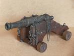 Antieke kanon op affuit wielen schaal model scheepskanon, Antiek en Kunst, Antiek | Koper en Brons, Ophalen of Verzenden, Brons