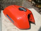 Benzine tank honda  en div onderdelen bol dor 750 -900, Motoren, Onderdelen | Honda, Ophalen