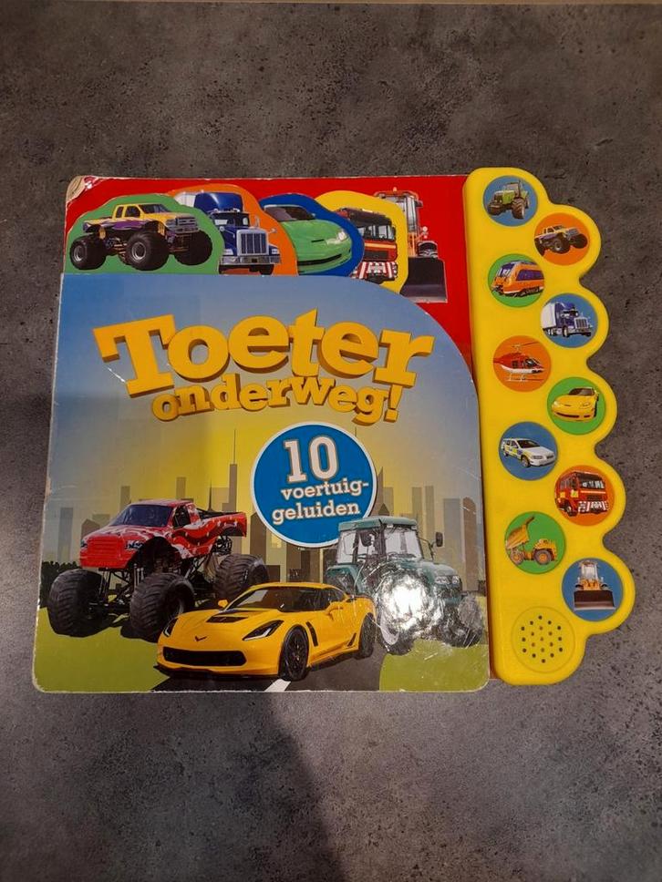 Leuk "Toeter onderweg" boek met geluiden., Boeken, Kinderboeken | Kleuters, Gelezen, Jongen of Meisje, Voorleesboek, Ophalen of Verzenden