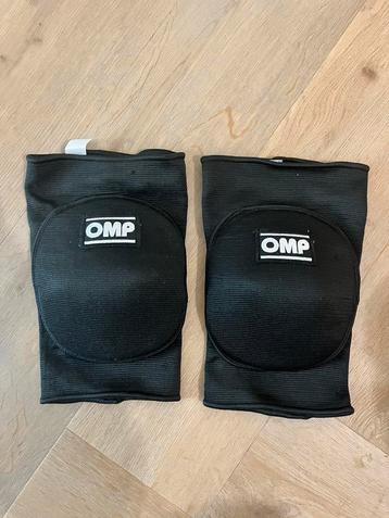 OMP elleboogbeschermers beschikbaar voor biedingen
