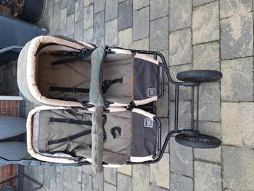Bruin beige duo kinderwagen. Inklapbaar.  beschikbaar voor biedingen