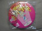 button en sleutelhanger toekomstige Miss Universe, Ophalen, Nieuw