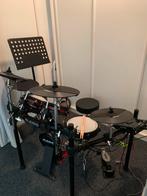 Zangeres gevraagt, Contacten en Berichten, Muziek maken en Bandleden