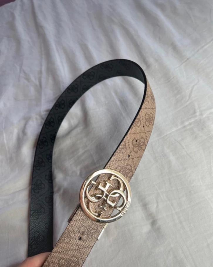 Guess riem, Kleding | Dames, Riemen en Ceinturen, Zo goed als nieuw, Zwart, Ophalen of Verzenden