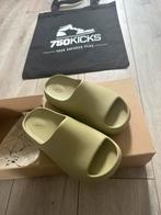 Yeezy Slide Resin 2022 Kids FZ5903 Maat EU35 - US3Y, Slippers, Yeezy, Nieuw, Groen