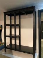 Small Closet space (great for entery into house), Huis en Inrichting, Kasten | Kledingkasten, 50 tot 100 cm, 25 tot 50 cm, 100 tot 150 cm