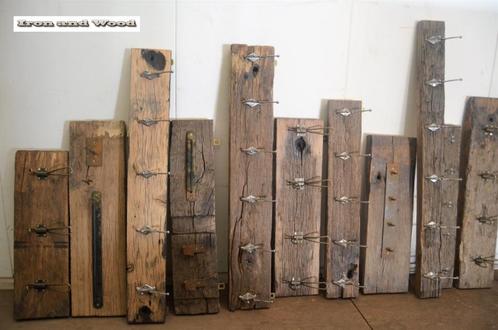 Oud eiken geborstelde wagonplanken stoere kapstokken, Huis en Inrichting, Woonaccessoires | Kapstokken, Nieuw, Wandkapstok, Minder dan 100 cm