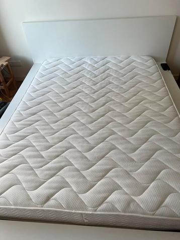 Mattress 140x190cm + slatted bed base