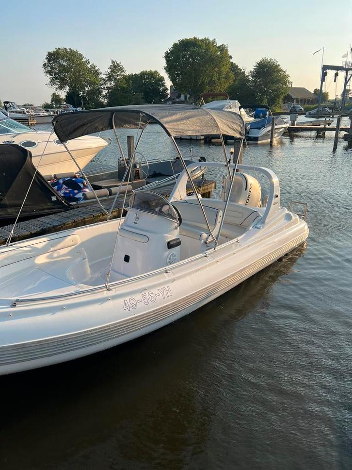 Ranieri giubileo, Watersport en Boten, Vis- en Consoleboten, Zo goed als nieuw, 3 tot 6 meter, Benzine, Buitenboordmotor, Polyester