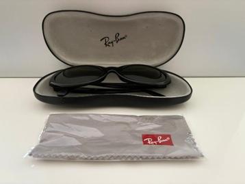 Ray Ban retro dames zonnebril beschikbaar voor biedingen