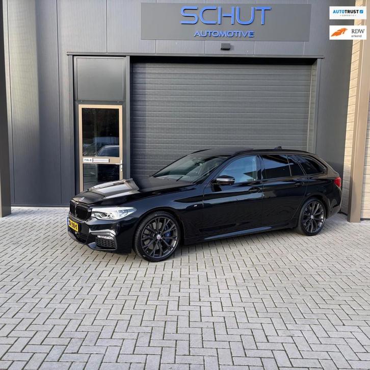 BMW 5-serie Touring 540d xDrive High Executive M-SPORT | PAN, Auto's, BMW, Bedrijf, Te koop, 5-Serie, 360° camera, 4x4, ABS, Achteruitrijcamera