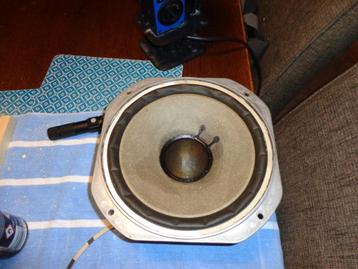Yamaha ns-645 woofer   JA 2502  ik zoek beschikbaar voor biedingen