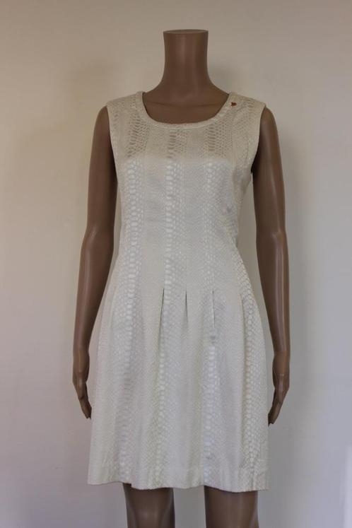Given roomwitte/mintgroene jurk maat L, Kleding | Dames, Jurken, Zo goed als nieuw, Maat 38/40 (M), Groen, Knielengte, Ophalen of Verzenden