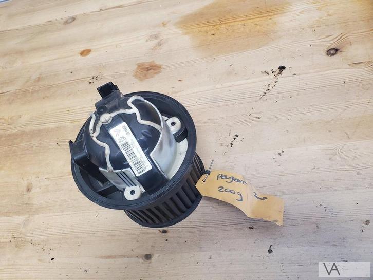 Peugeot 308 2007 - 2013 / Citroen C3 picasso kachelmotor €30, Auto-onderdelen, Airco en Verwarming, Peugeot, Gebruikt, Ophalen of Verzenden