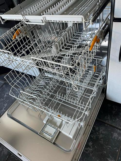Miele Inbouw Vaatwasser - Gebruikt, Witgoed en Apparatuur, Vaatwasmachines, Gebruikt, Inbouw, 85 tot 90 cm, 60 cm of meer, 10 tot 14 liter