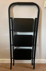 Aldorr huishoudtrap, Doe-het-zelf en Verbouw, Ladders en Trappen, Ophalen, Nieuw, Opvouwbaar of Inschuifbaar, Minder dan 2 meter