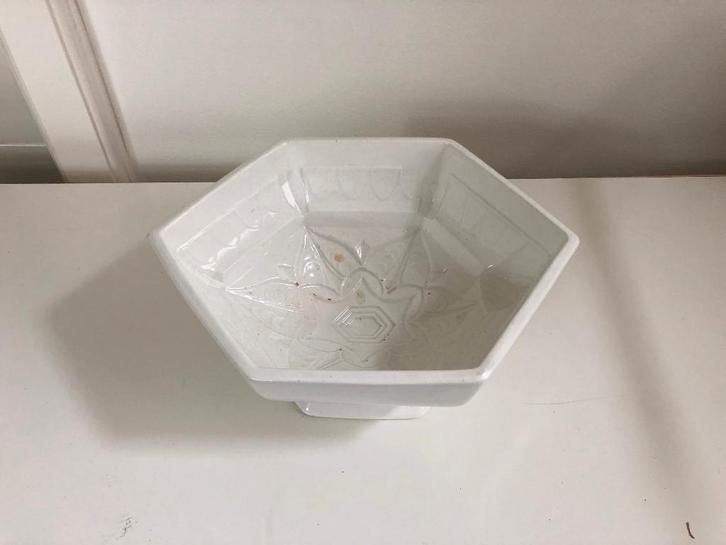 A666 Société Céramique Maestricht - Puddingvorm Bloem, Antiek en Kunst, Antiek | Servies los, Ophalen of Verzenden