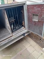 2vaks degelijke honden aanhanger moet een keer geverfd worde, Ophalen, Gebruikt