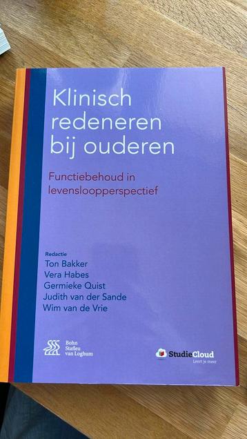 Klinisch redeneren bij ouderen beschikbaar voor biedingen