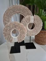 3 schelp ornamenten op standaard, Huis en Inrichting, Ophalen of Verzenden, Zo goed als nieuw