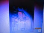 City of Masks A Cree Black Thriller Hecht 9781582343419 #, Boeken, Ophalen of Verzenden, Gelezen