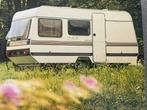 Caravelair 82 Corail 460E met extra grote voortent, Rondzit, 750 - 1000 kg, Particulier, 4 tot 5 meter