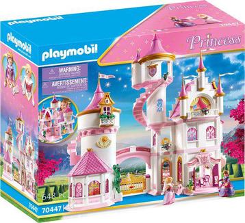 Playmobil kasteel met extra playmobil  beschikbaar voor biedingen
