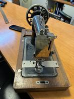 oude naaimachine, Antiek en Kunst, Antiek | Naaimachines, Ophalen