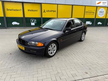 BMW 3-serie 318i Executive *NWE APK* beschikbaar voor biedingen