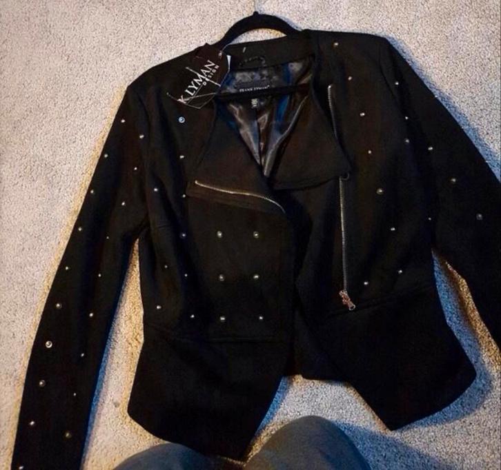 Frank Lyman luxe en stoer zwart jasje goud details maat M, Kleding | Dames, Jasjes, Kostuums en Pakken, Nieuw, Jasje, Maat 38/40 (M)