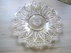 Glazen stervormige gebakschotel of taartschotel, Antiek en Kunst, Curiosa en Brocante, Ophalen of Verzenden