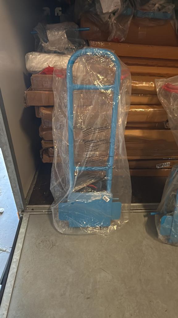Nieuwe steekwagen met lak schade, Doe-het-zelf en Verbouw, Transportwagens, Nieuw, Steekwagen, 100 liter of meer, Ophalen