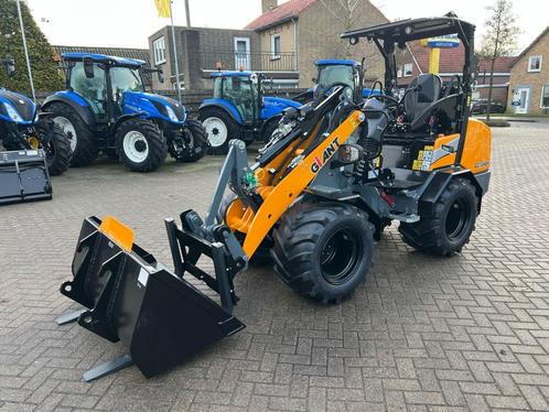 Giant G2700HD+ jubileum shovel kniklader wiellader NIEUW, Zakelijke goederen, Machines en Bouw | Transport, Ophalen