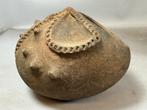 240616 Antieke Terracotta pot Igbo Izzi mensen uit Nigeria, Ophalen of Verzenden