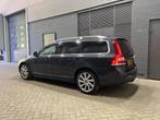 Volvo V70 D4 Polar+ | Automaat | Schuif/kanteldak | Leder |, Traction-control, Diesel, 22 km/l, Zilver of Grijs