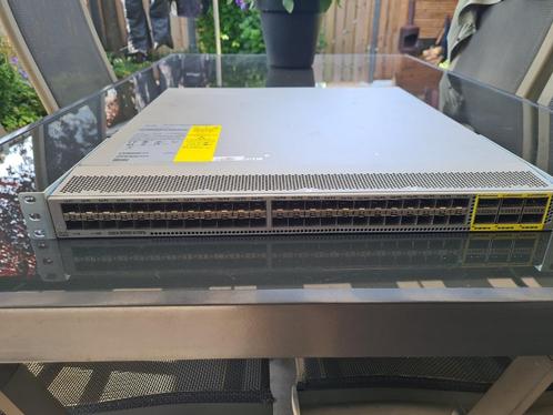 Cisco Nexus 3000 | N3k-C3172PQ-10GE | 48x 10Gbit, Computers en Software, Netwerk switches, Gebruikt, Ophalen of Verzenden