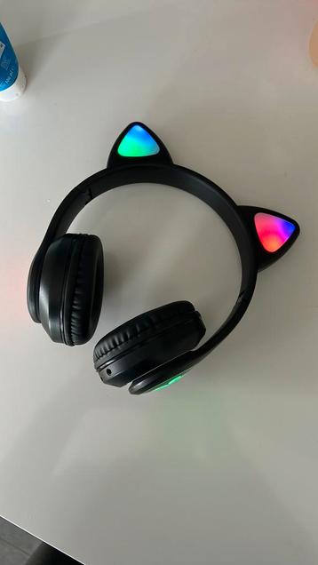 Lichtgevende kinder koptelefoon Bluetooth.  beschikbaar voor biedingen