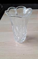Kristallen vaasje, Huis en Inrichting, Woonaccessoires | Vazen, Overige kleuren, Ophalen of Verzenden, Minder dan 50 cm, Glas