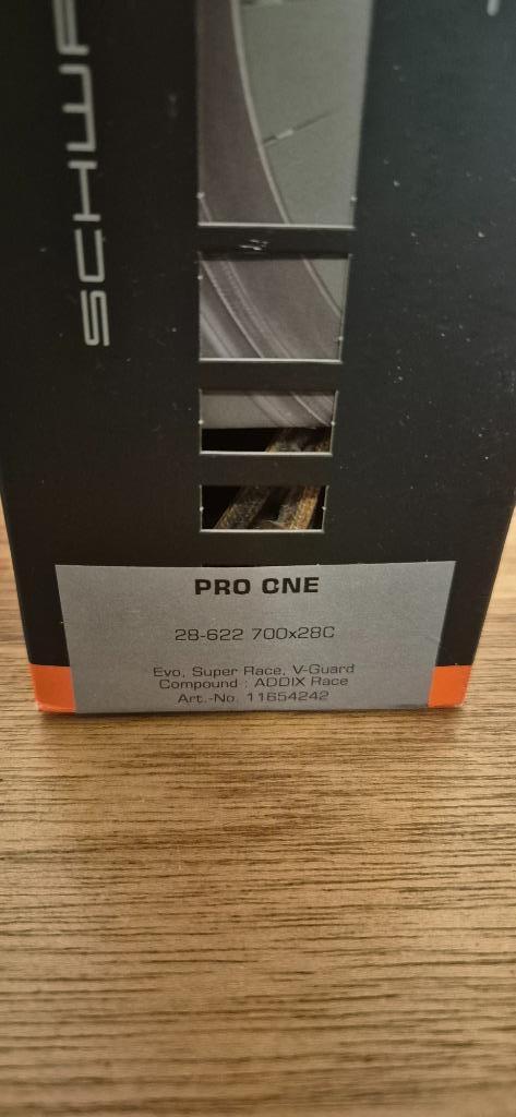 Schwalbe Pro One race buitenband NIEUW – 28-622 / 700x28C, Fietsen en Brommers, Fietsonderdelen, Nieuw, Racefiets, Band, Ophalen of Verzenden