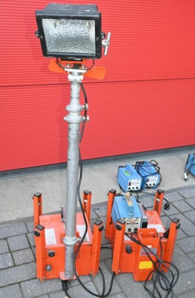 Teklite PLU1 krachtlamp / bouwlamp industriële verlichting, Doe-het-zelf en Verbouw, Bouwverlichting, Gebruikt, Lamp met armatuur