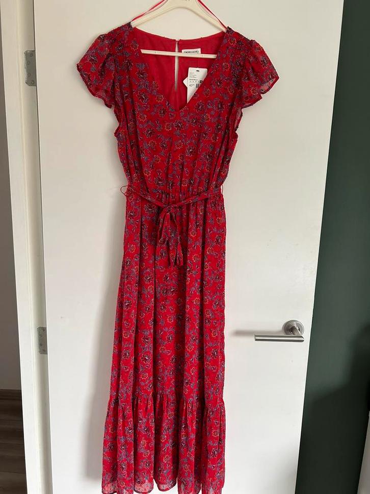 Nieuwe jurk maat 42 van Cache cache, Kleding | Dames, Jurken, Zo goed als nieuw, Maat 42/44 (L), Rood, Onder de knie, Ophalen of Verzenden
