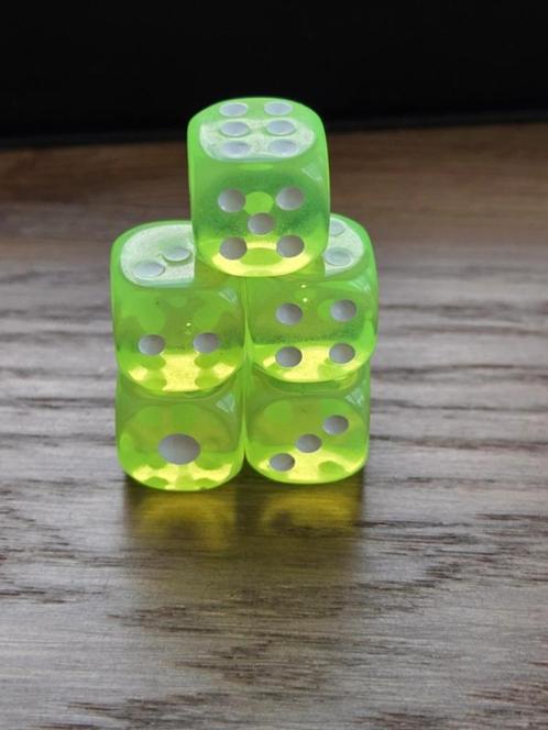 Dobbelstenen, Hobby en Vrije tijd, Gezelschapsspellen | Bordspellen, Nieuw, Ophalen of Verzenden