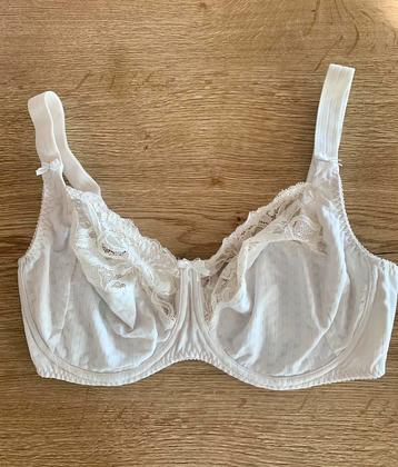 Prima donna 90E Madison full cup ivoor beschikbaar voor biedingen